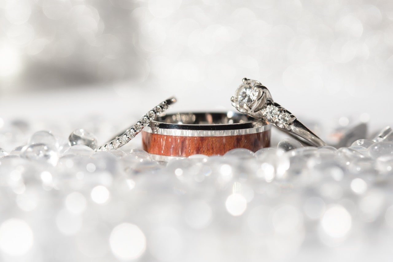 Guide To Modern Wedding Band Styles