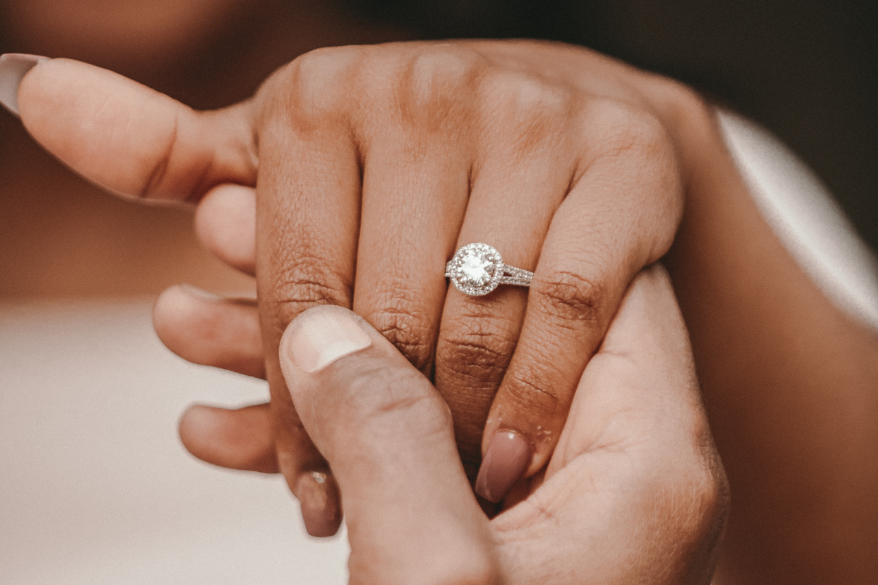 Trending Brilliance: The Top Diamond Shapes for Modern Brides Trending Brilliance: The Top Diamond Shapes for Modern Brides