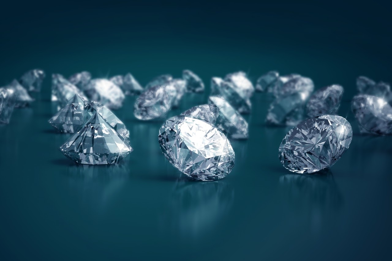 What You Need to Know About Natural Diamonds Vs. Lab-Created