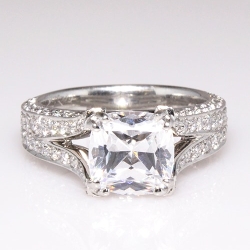 Platinum Sidestone Diamond Engagement Ring #DGREN02954 thumbnail 2