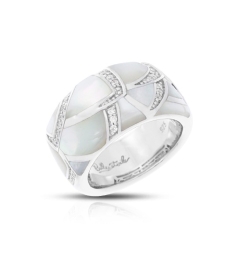 Belle Etoile Sirena White Mother-of-Pearl Ring Belle Etoile Sirena White Mother-of-Pearl Ring
